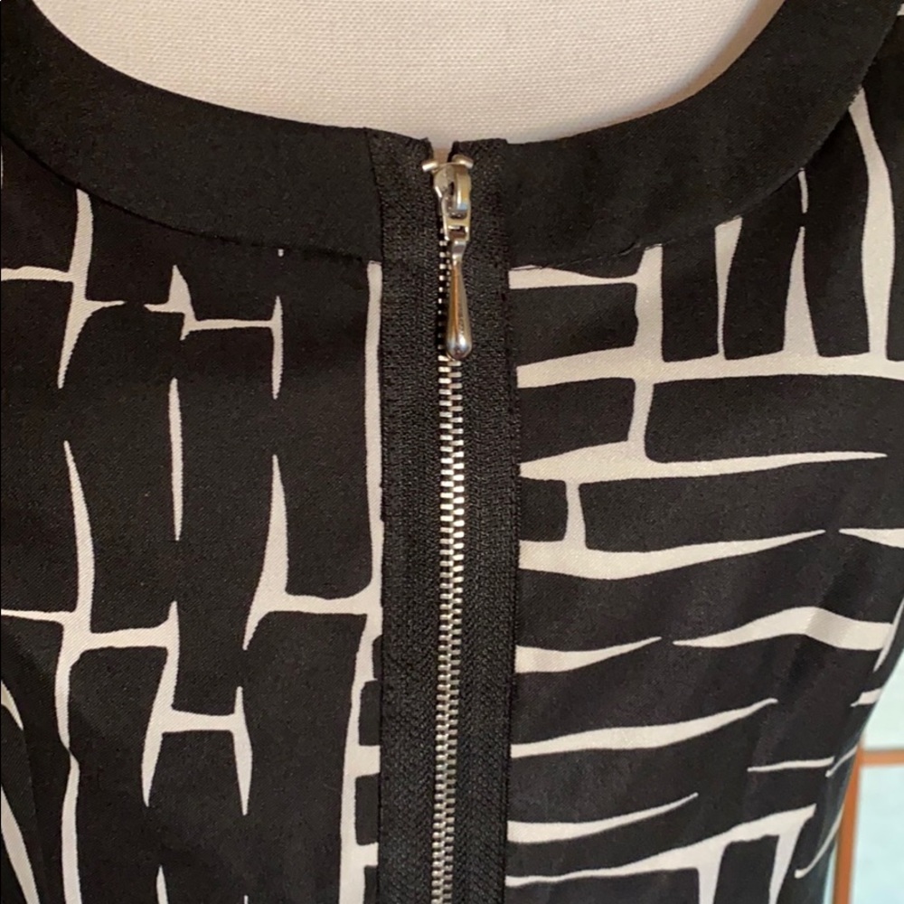 Maggy London Dress Size 8 - Picture 5 of 12